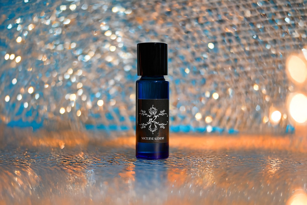 5ml slender blue with insert/dropper and black metal twist lid
