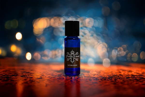 5ml slender blue with insert/dropper and black metal twist lid