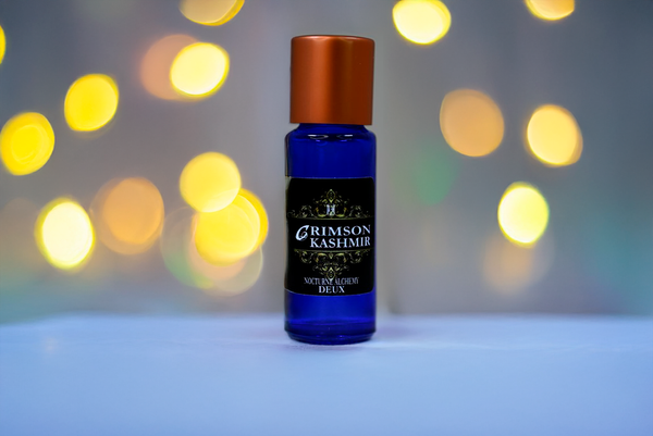 5ml Slender Blue glass bottle with small insert/orifice/dropper and copper twist lid
