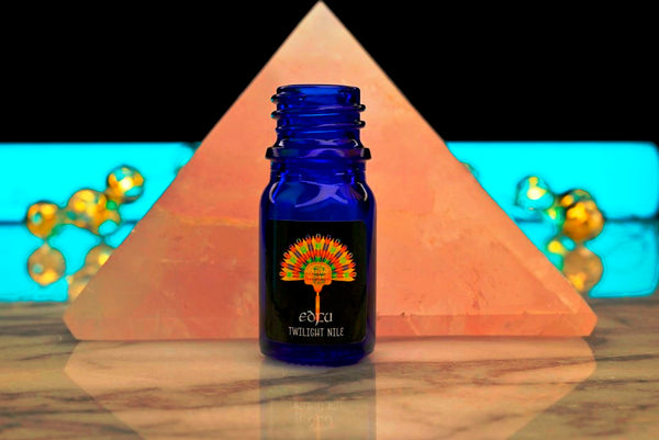 5ml blue bottle with NO insert/reducer and black phenolic lid