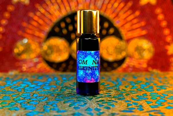 5ml Slender Blue Bottle with insert dropper and gold-toned screw lid.  