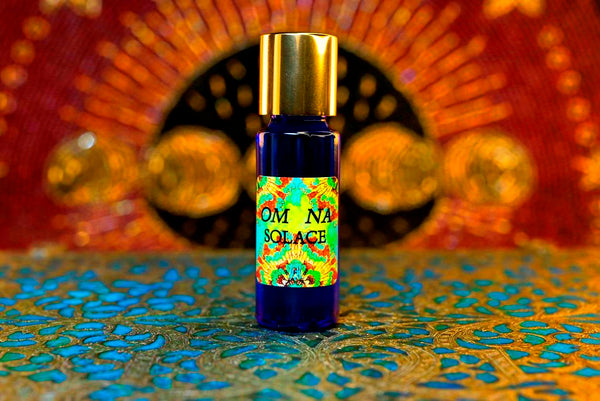 5ml Slender Blue Bottle with insert dropper and gold-toned screw lid.  