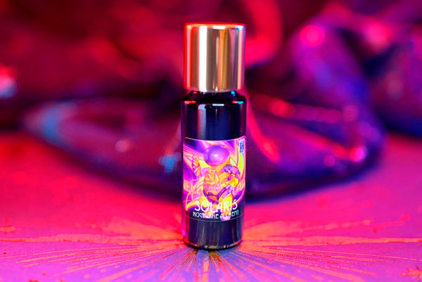 Slender blue 5ml has an insert dropper and a shiny gold-tone screw lid. 