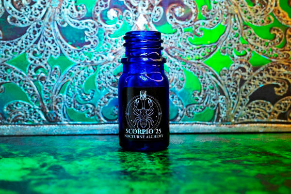 5ml traditional blue bottle, no insert/orifice with twist black phenolic lid