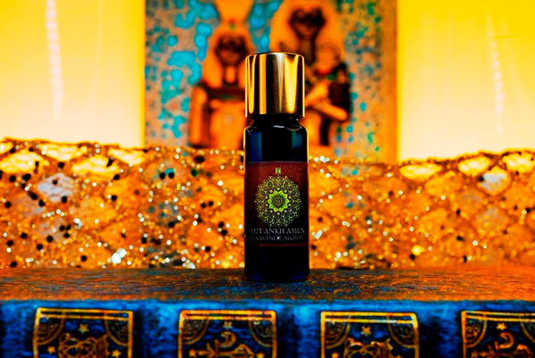 5ml slender blue bottle with insert dropper and golden metal twist lid