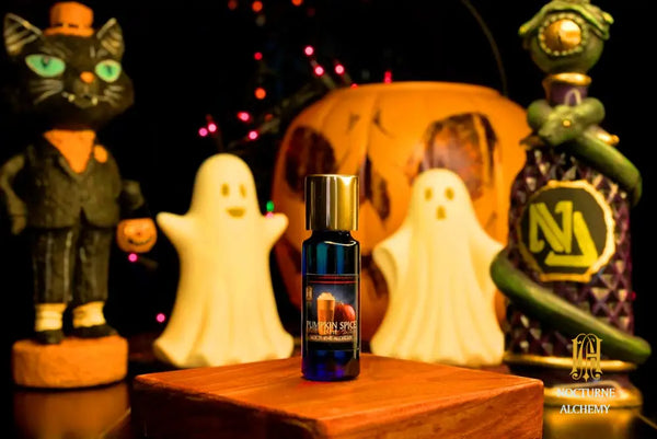 5ml blue slender blue bottle with insert/dropper and golden twist lid