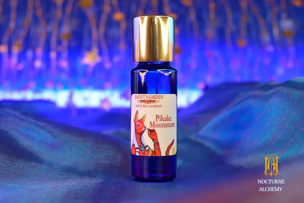 5ml PC Bastet's Garden Slender Blue Bottle with insert/dropper and golden twist lid
