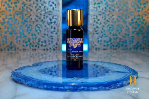 5ml Slender Blue Bottle with insert/dropper and golden toned twist lid