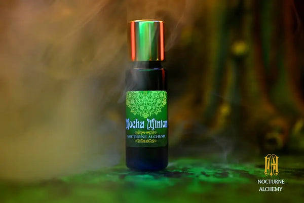 Mocha Minion 5ml Slender Blue Bottle with insert dropper and gold-toned screw lid.