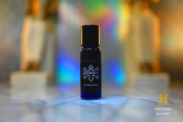 Kobalt 5ml Slender Blue with insert and screw lid