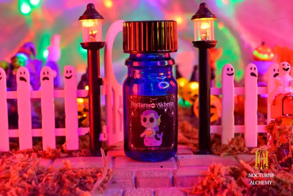 5ml blue bottle with no insert and twist phenolic lid