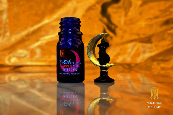 5ml cobalt bottle with phenolic lid (no insert)  