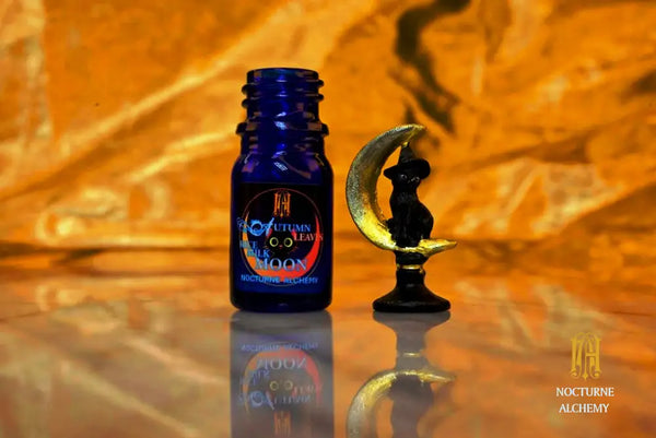 5ml cobalt bottle with phenolic lid (no insert)  