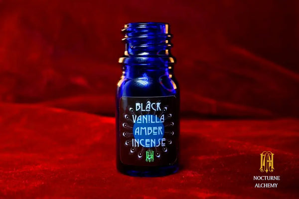 5ml cobalt bottle with phenolic lid (no insert)  