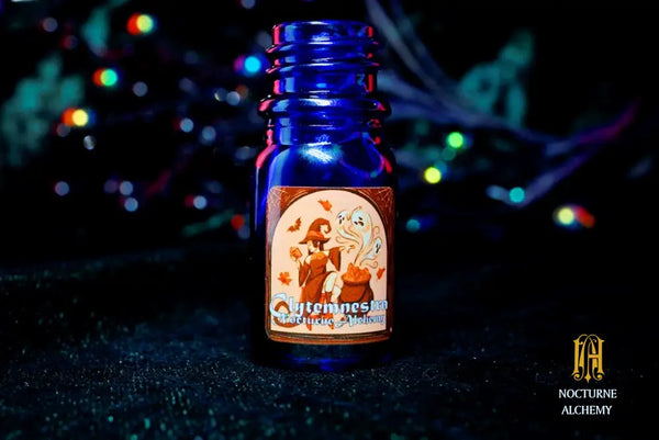 5ml cobalt bottle with phenolic lid (no insert)  