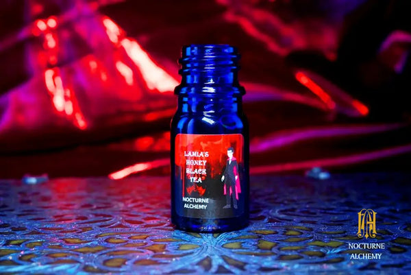 5ml cobalt bottle with phenolic lid (no insert)  