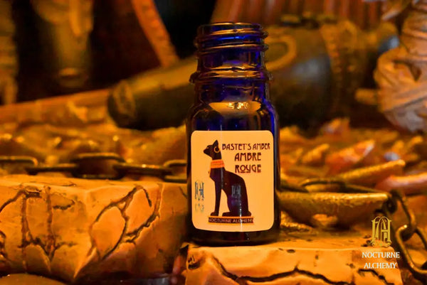 5ml traditional blue bottle, no insert/orifice with twist black phenolic lid