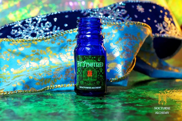 5ml traditional blue bottle, no insert/orifice with twist black phenolic lid