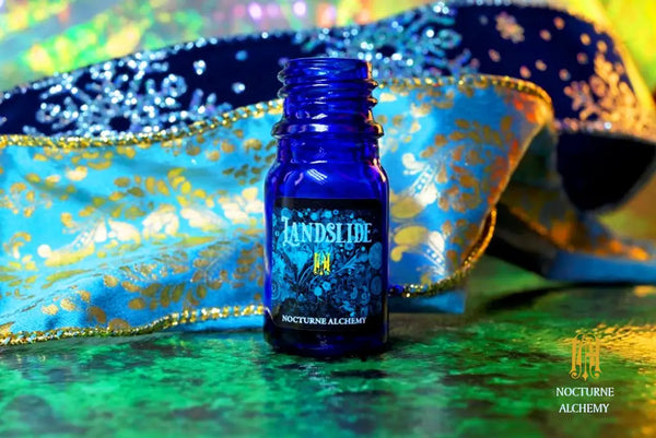 5ml traditional blue bottle, no insert/orifice with twist black phenolic lid