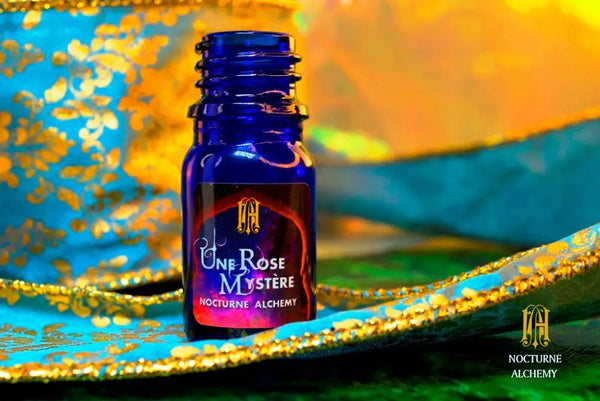 5ml traditional blue bottle, no insert/orifice with twist black phenolic lid