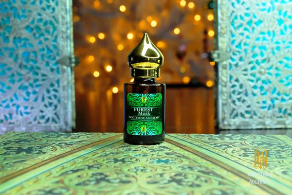 6ml amber cylindrical bottle with flat insert/dropper and golden domed twist lid.