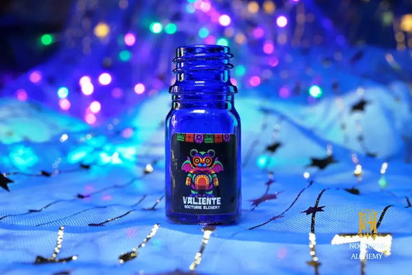 5ml traditional blue bottle with no insert/dropper, and twist black lid