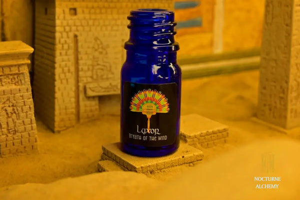 5ml traditional cobalt blue bottle with no insert/orifice and twist phenolic lid