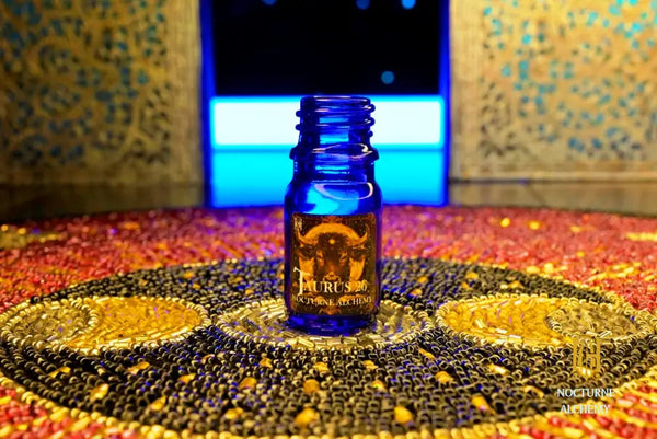 5ml traditional cobalt blue bottle with no insert/orifice and twist phenolic lid