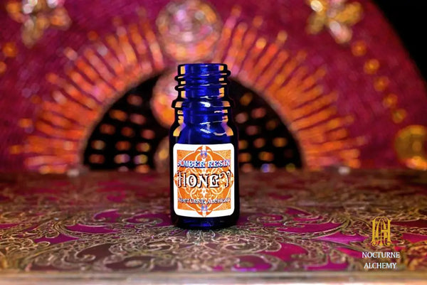 5ml Cobalt Blue Bottle with Phenolic Lid (no insert)