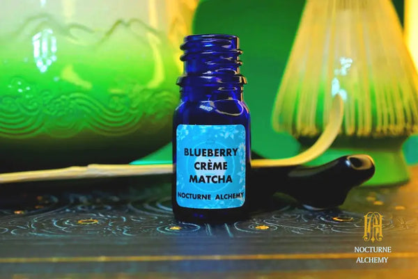 5ml Cobalt Blue Bottle with Phenolic Lid (no insert)