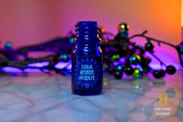 5ml Cobalt Blue Bottle with Phenolic Lid (no insert)