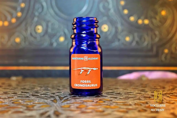 5ml Cobalt Blue Bottle with Phenolic Lid (no insert)