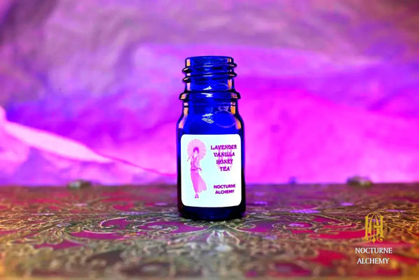 5ml Cobalt Blue Bottle with Phenolic Lid (no insert)