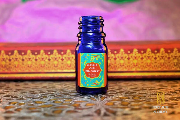 5ml Cobalt Blue Bottle with Phenolic Lid (no insert)