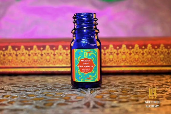 5ml Cobalt Blue Bottle with Phenolic Lid (no insert)