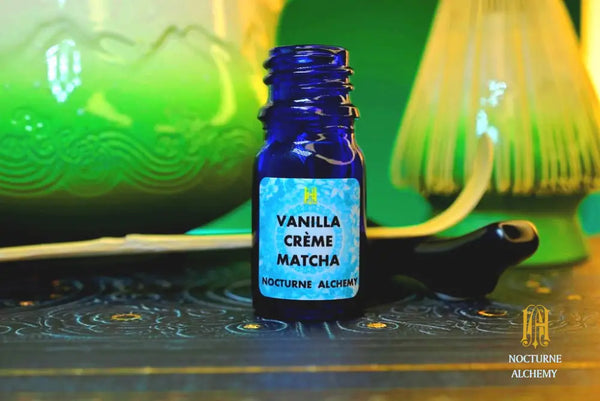 5ml Cobalt Blue Bottle with Phenolic Lid (no insert)