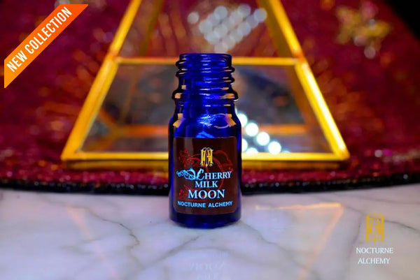 5ml Cobalt Blue Bottle with Phenolic Lid (no insert)
