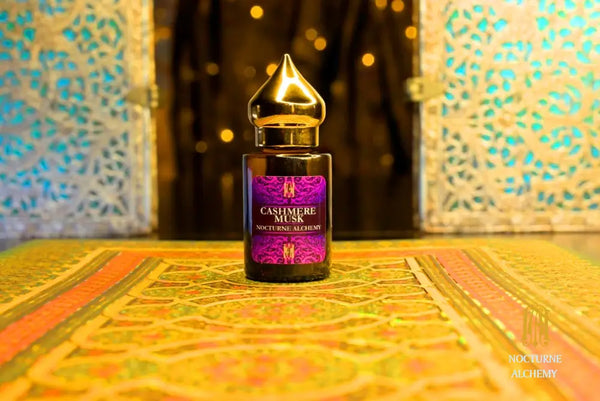 6ml amber cylindrical bottle with flat insert/dropper and golden domed twist lid.