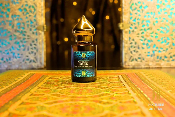 6ml amber cylindrical bottle with flat insert/dropper and golden domed twist lid.