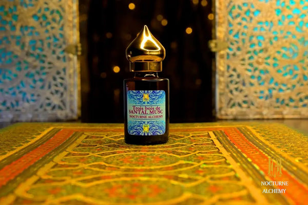 6ml amber cylindrical bottle with flat insert/dropper and golden domed twist lid.