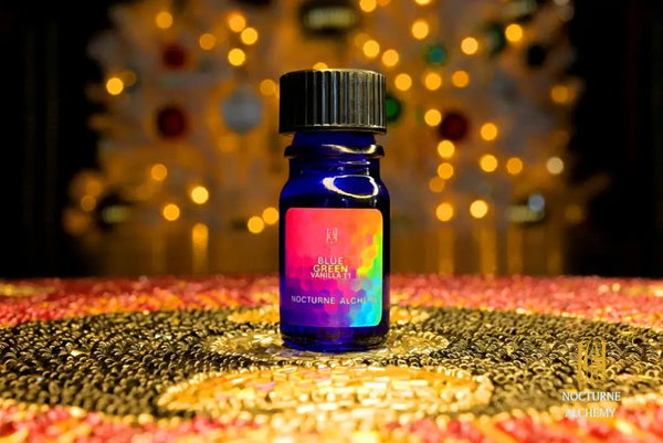 5ml blue bottle no insert/black phenolic lid