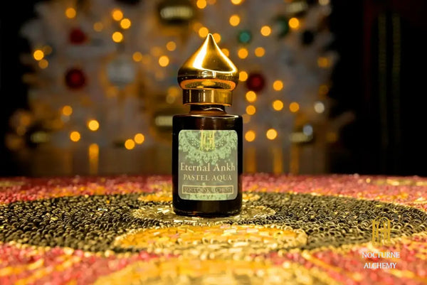 6ml amber cylindrical bottle with dropper insert and golden domed lid