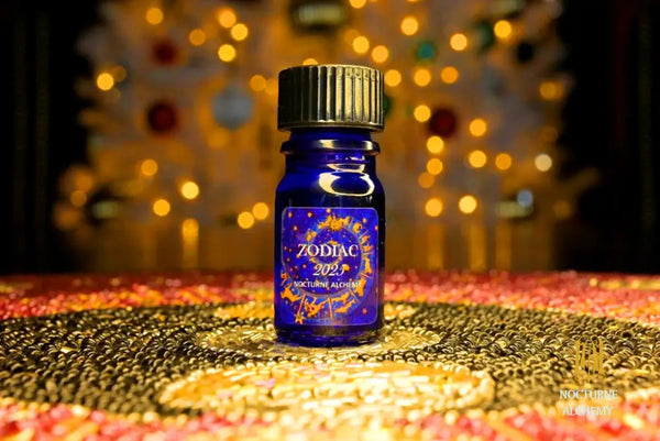 5ml blue bottle no insert/black phenolic lid