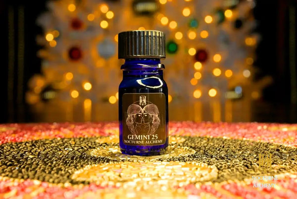 5ml blue bottle no insert/black phenolic lid