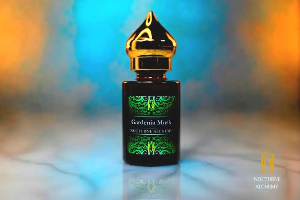 6ml amber cylindrical bottle with gold-toned domed lid and insert.  Gardenia Musk