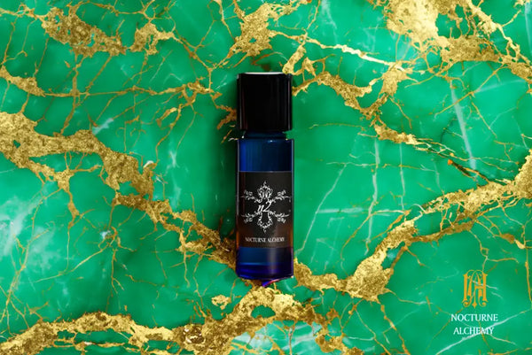 5ml Slender Blue bottle with insert dropper and black screw lid. N2